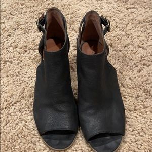 Black open toe low heel bootie/shoe